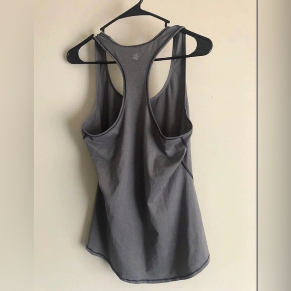 Athleta Women’s racerback tank top size Medium - Picture 2 of 2